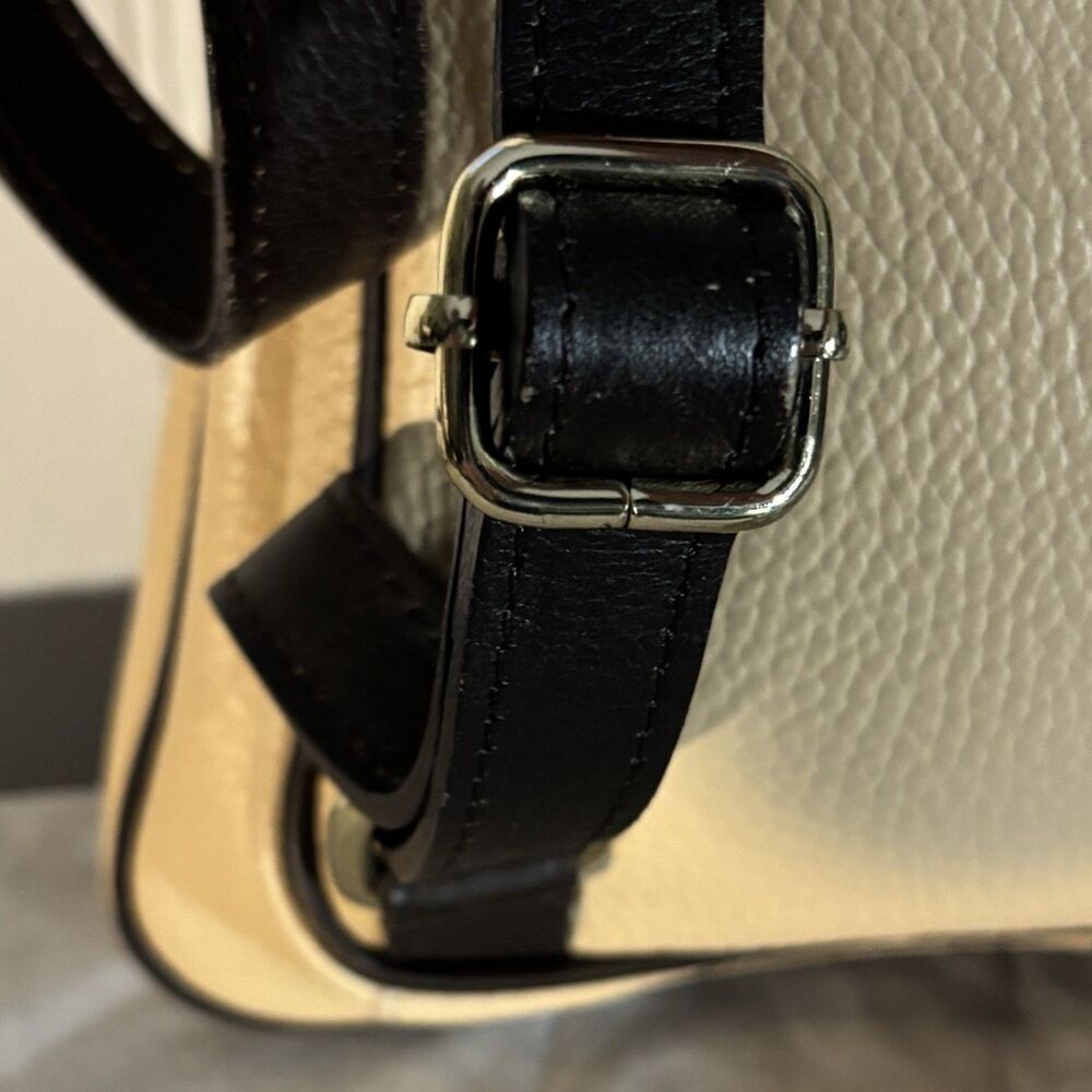 Valentina Made in Italy Genuine Leather Mini Backpack Shoulder Bag Beige - Picture 6 of 10